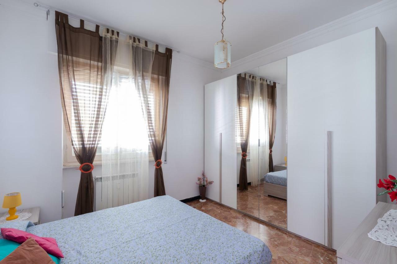 House Henry Apartment Vado Ligure Exterior foto